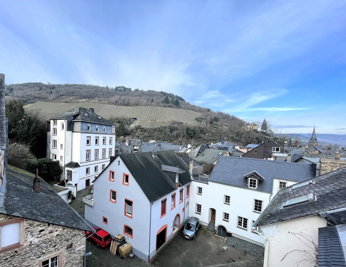 Mehrfamilien-Wohnhaus mit 7 Wohnungen (voll vermietet) in Traben-Trarbach / Mosel