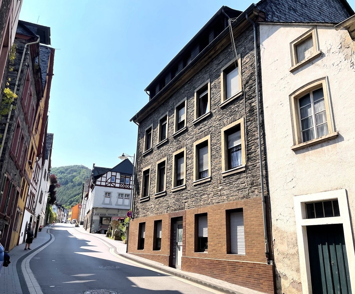 Mehrfamilien-Wohnhaus mit 7 Wohnungen (voll vermietet) in Traben-Trarbach / Mosel