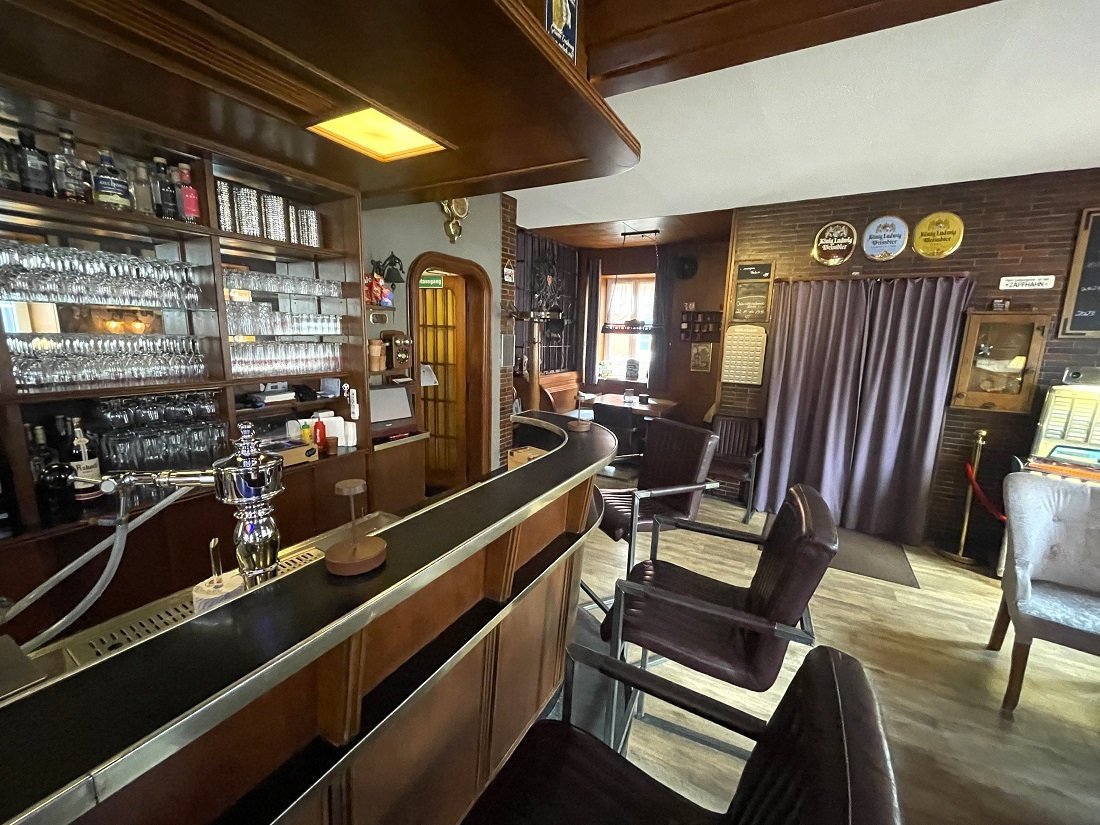 Hotel / Gästehaus an der Mittelmosel mit Vollausstattung, Betreiberwhg. Bar & hochwertig ausgestatteten Gästezimmern