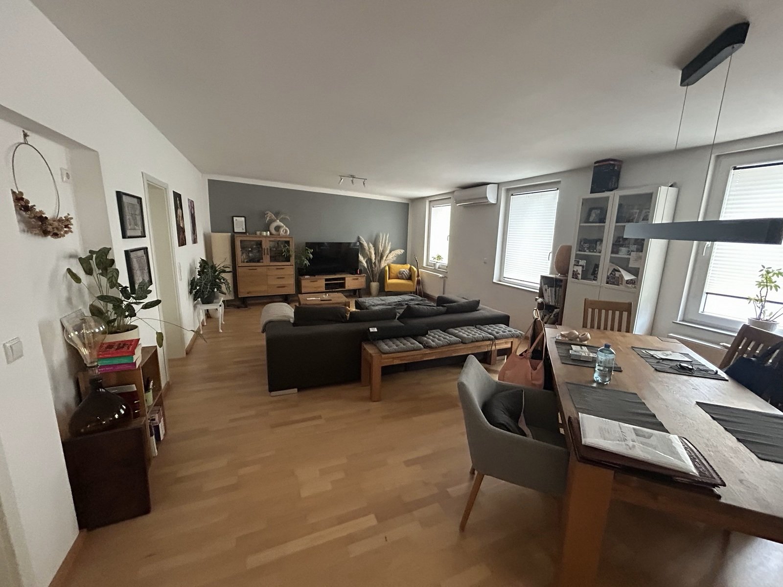 Hotel / Gästehaus an der Mittelmosel mit Vollausstattung, Betreiberwhg. Bar & hochwertig ausgestatteten Gästezimmern