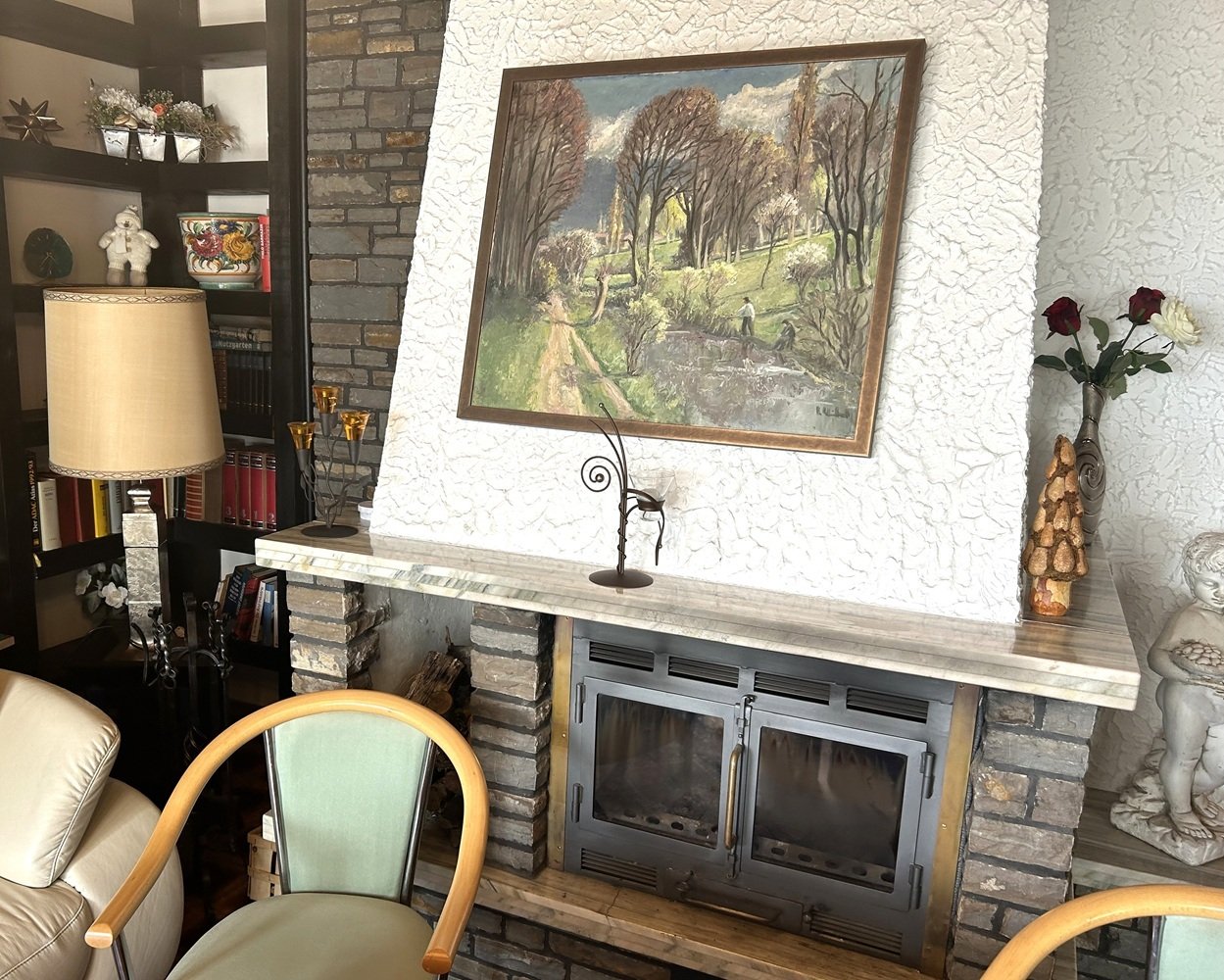 hochwertiges Wohnhaus mit bis zu 3 Wohnungen (oder Büro / Praxis) im ruhigen Ort Nähe Mayen -Eifel-