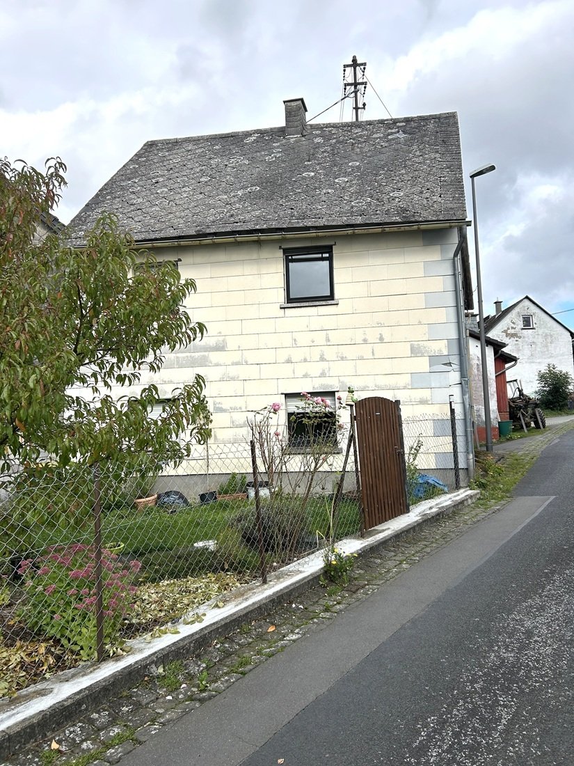Bermel : Bastler-/ Handwerkerhaus mit Garten   