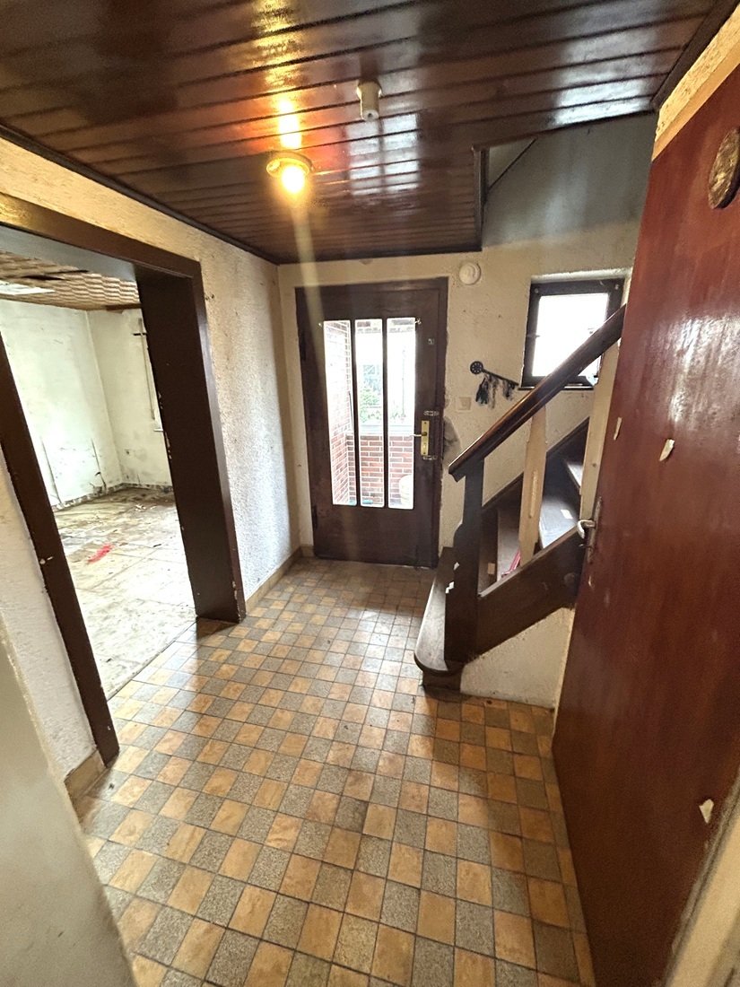 Bastler-/ Handwerkerhaus mit Garten