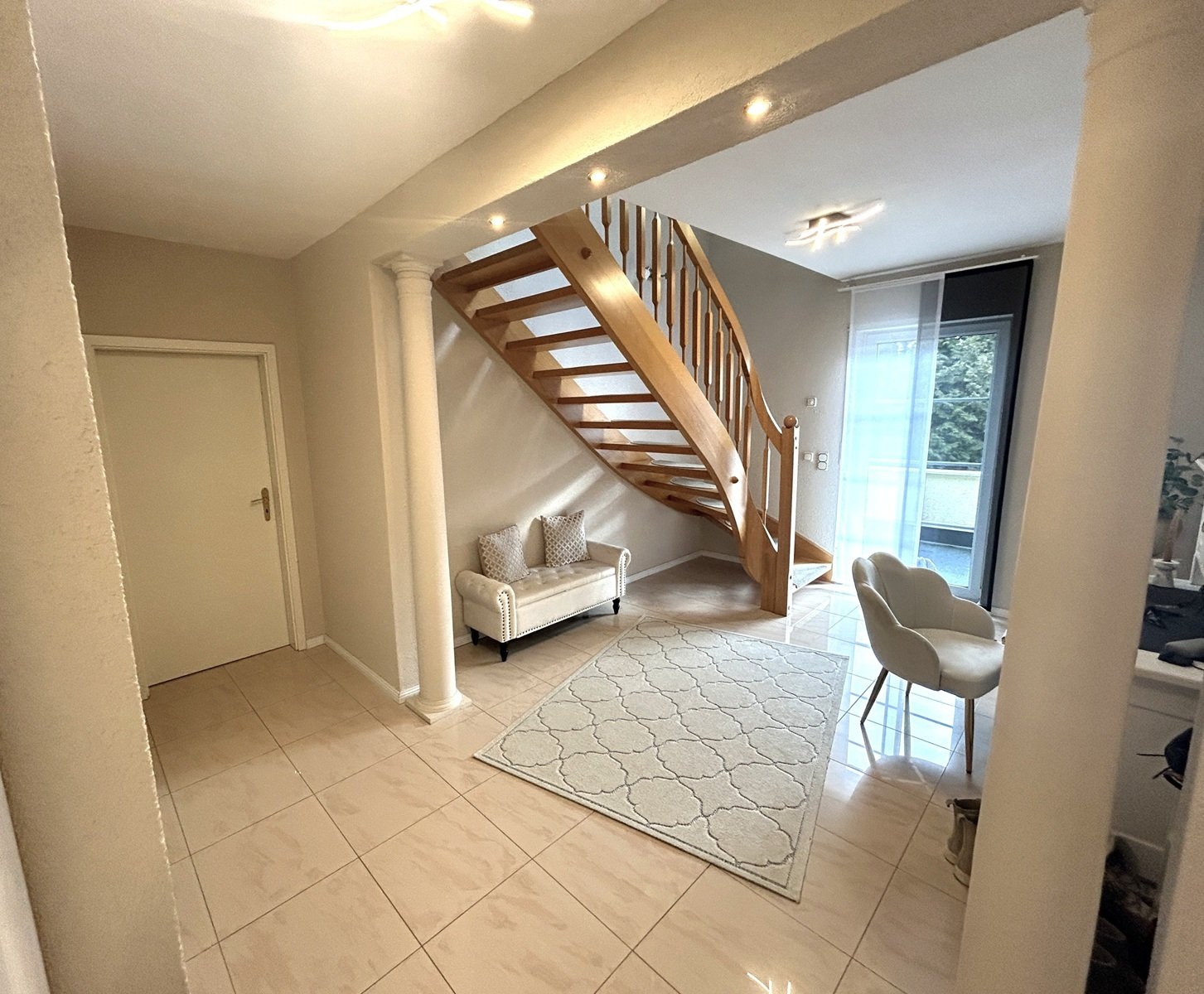 Elegantes und technisch hochwertiges Wohnhaus im Hunsrück  Nähe Kirn / Gewerbegebiet / Büro / Praxis oder Handwerk möglich 