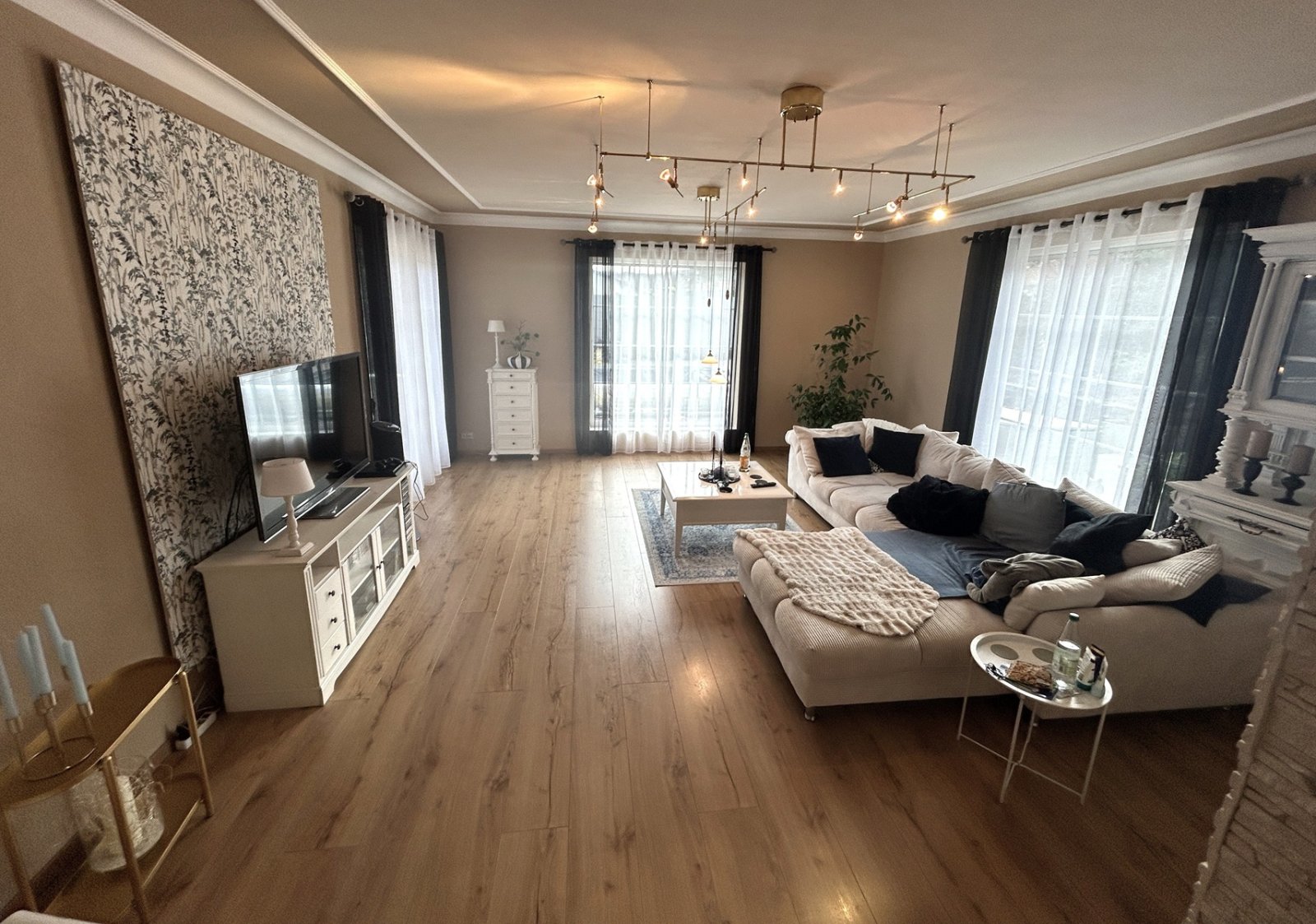 Elegantes und technisch hochwertiges Wohnhaus im Hunsrück  Nähe Kirn / Gewerbegebiet / Büro / Praxis oder Handwerk möglich 