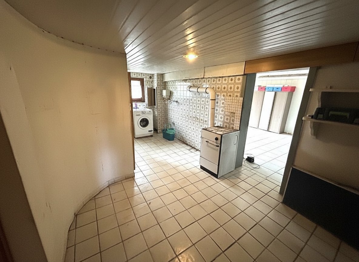 sehr solides und gut erhaltenes Einfamilien Wohnhaus im ruhigen Hunsrück Nähe Kirn / Bad-Kreuznach