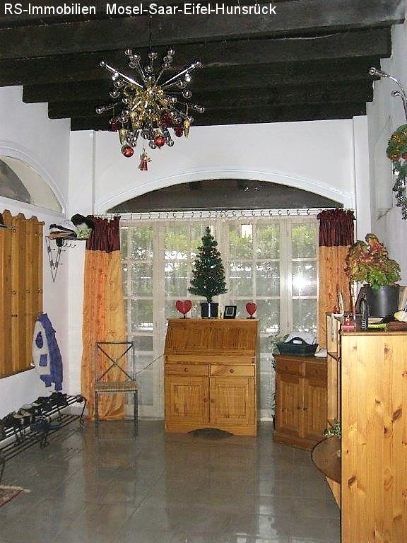 Villa in Italien Nähe Lago Maggiore, Varese und Mailand,  ruhiger, großer Garten und viel Grün