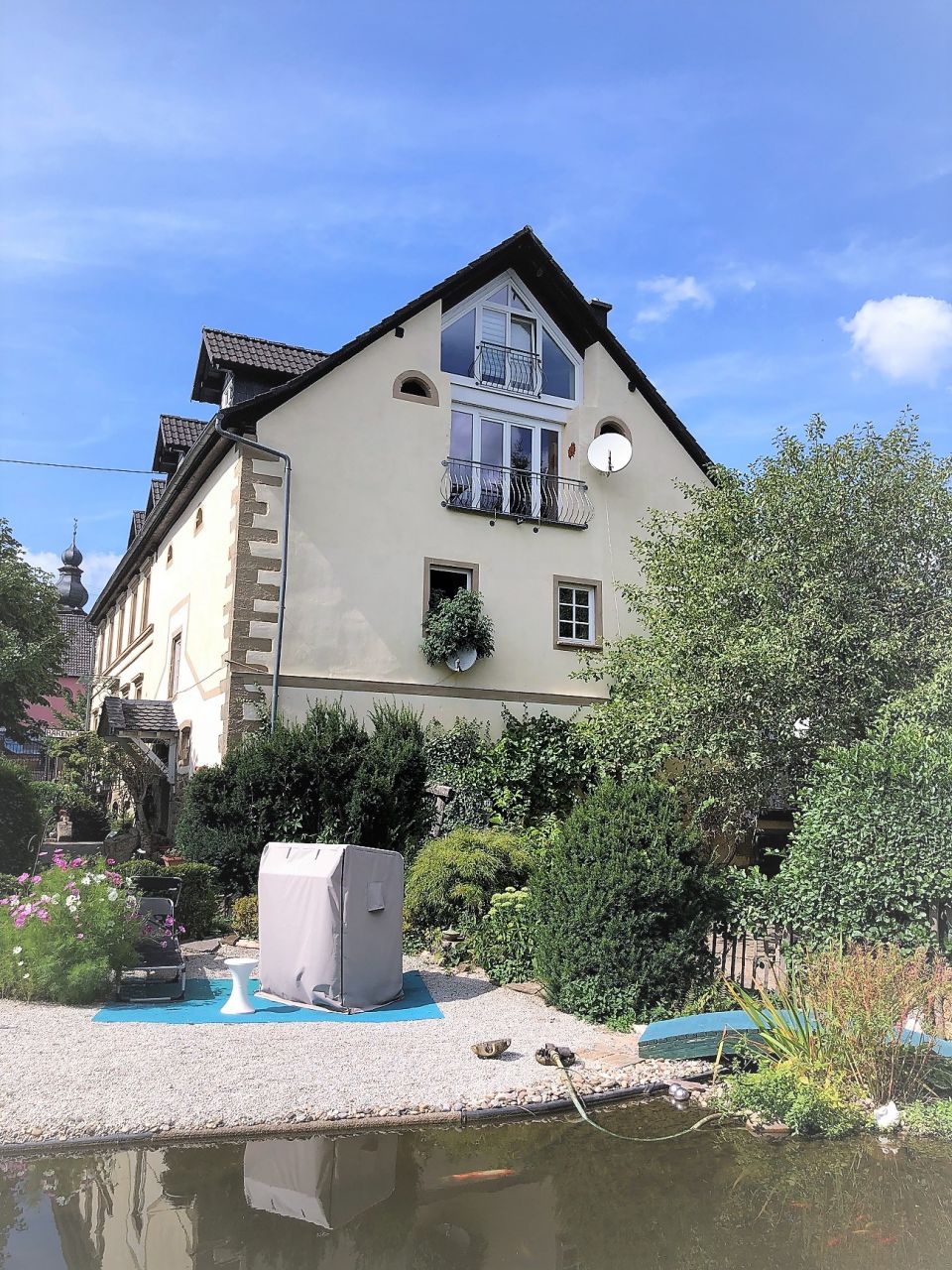 Gutshaus mit 4 Wohnungen, parkähnlichen Garten und zweitem Grundstück Nähe Bad-Sobernheim