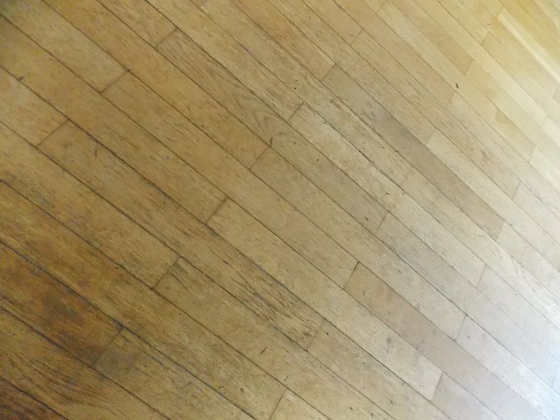 Einfamilien-Wohnhaus im Ortsteil  SCHWALL in sehr ruhiger Ortsrandlage / nur 30 Minuten bis Koblenz / sofort bezugsfertig !