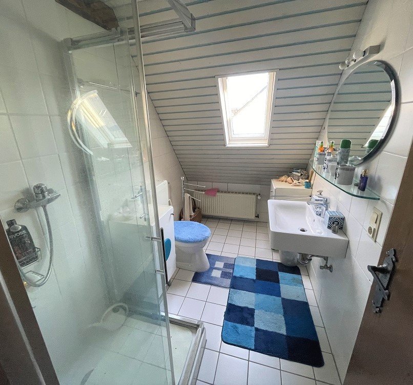 Wohnhaus mit 223 qm Wohnfl. / sehr schönem Garten und  mit 149 qm Laden (Kröv-Mosel)