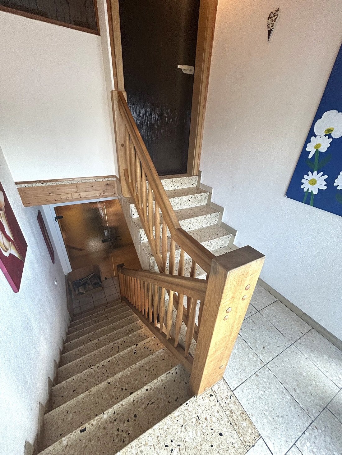 helles Treppenhaus / abgetrennte Wohnungen helles Treppenhaus / abgetrennte Wohnungen