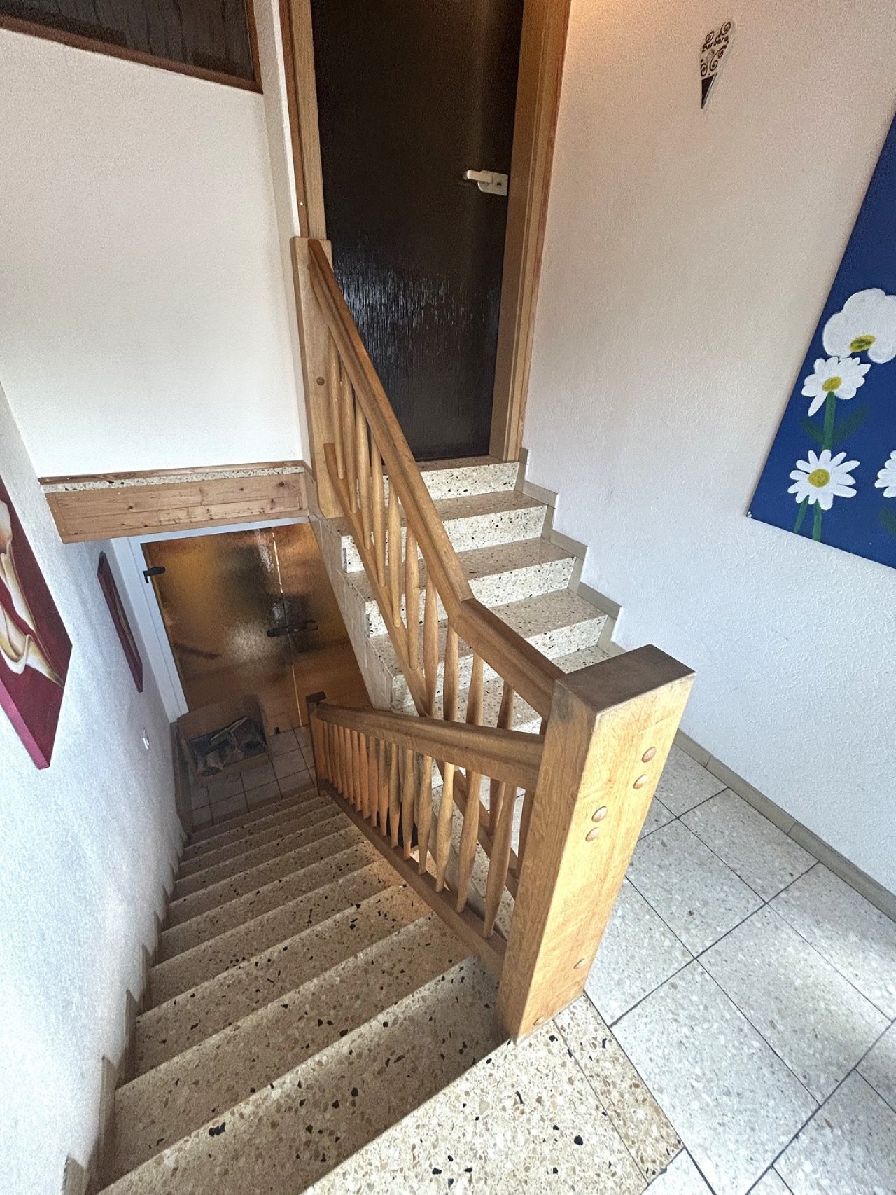 helles Treppenhaus / abgetrennte Wohnungen helles Treppenhaus / abgetrennte Wohnungen