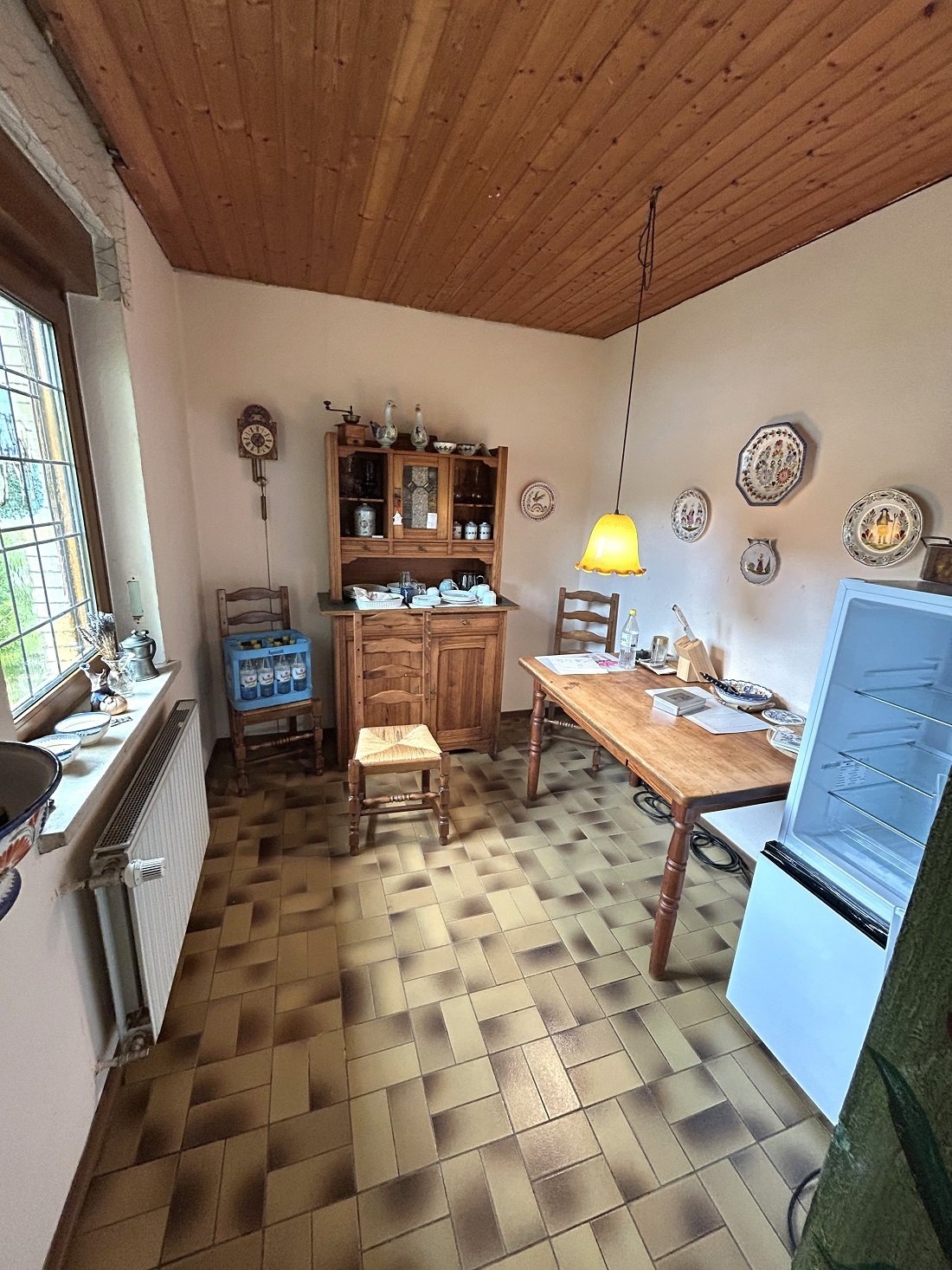 Zimmer hinter der Küche Zimmer hinter der Küche