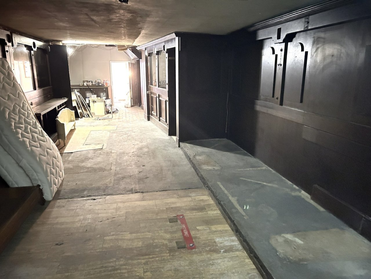 ehemalige BAR im EG ehemalige BAR im EG