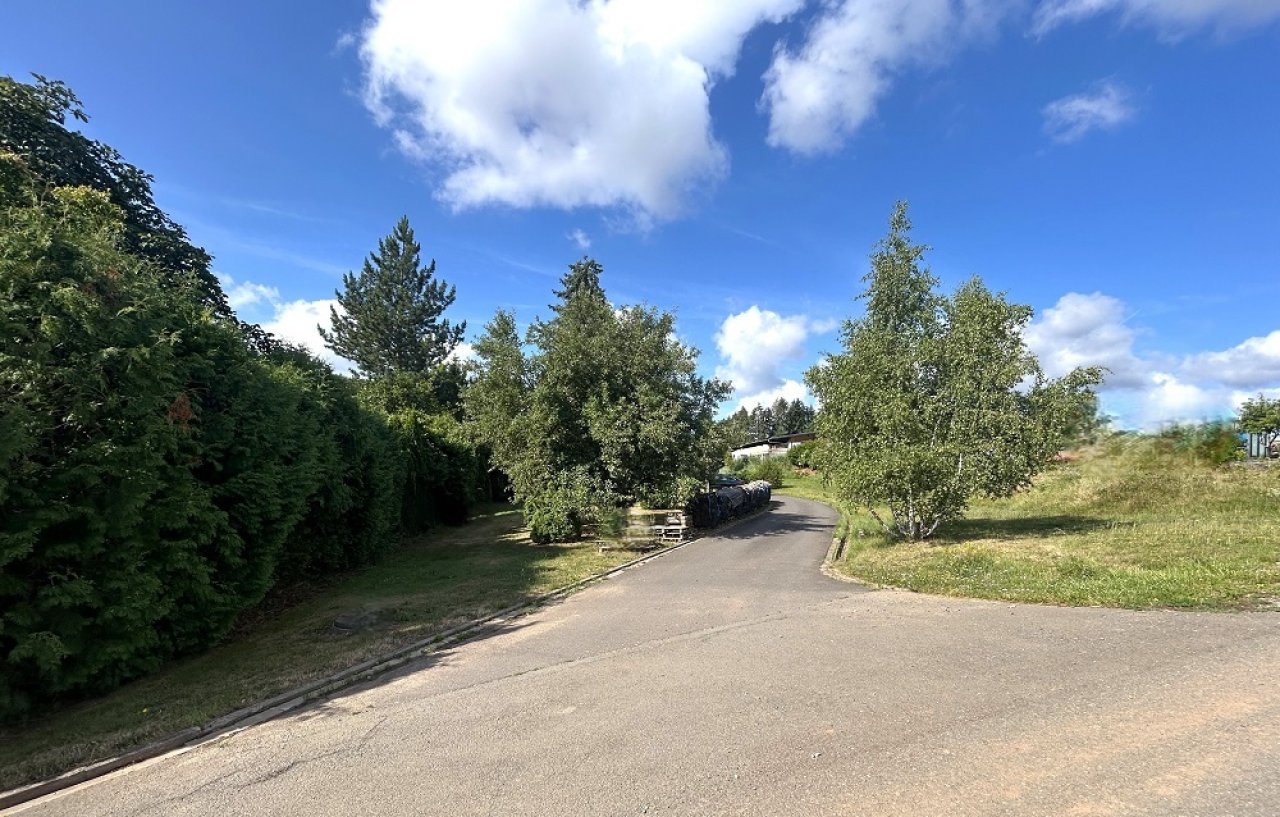 Einfahrt (eigener Weg) 