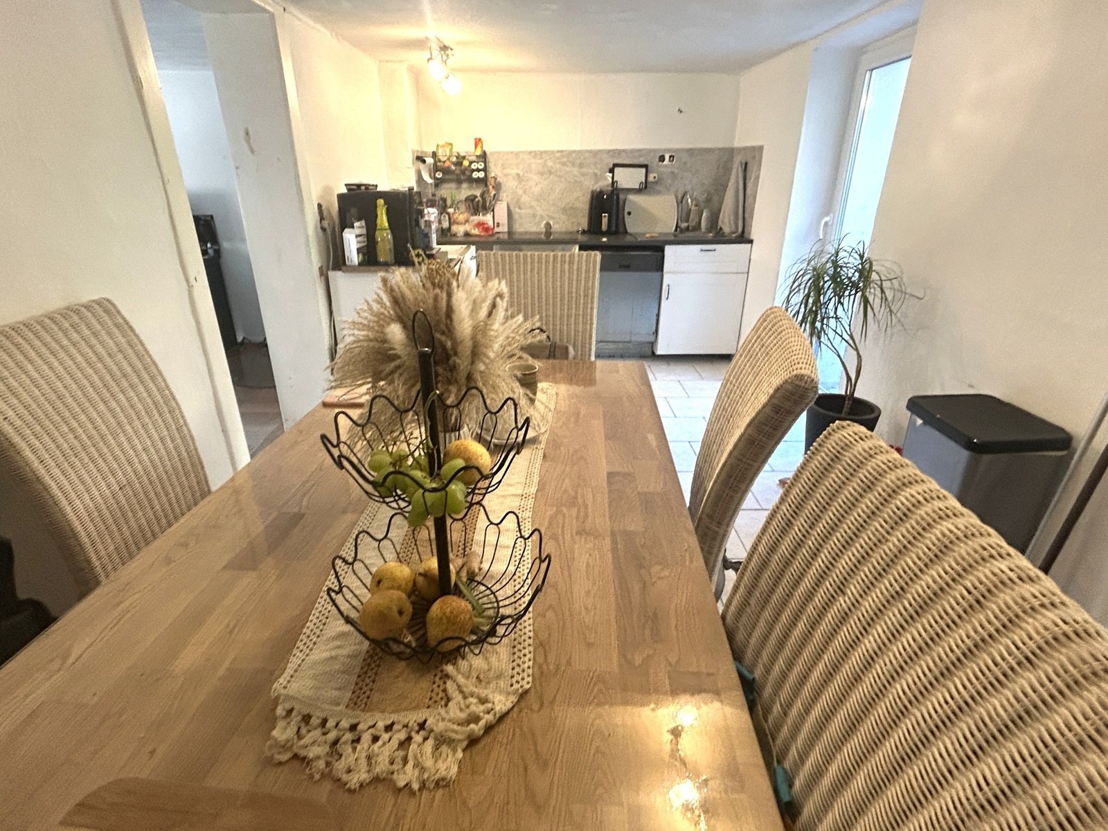 Küche/Esszimmer im 1. OG mit Zugang zum Garten