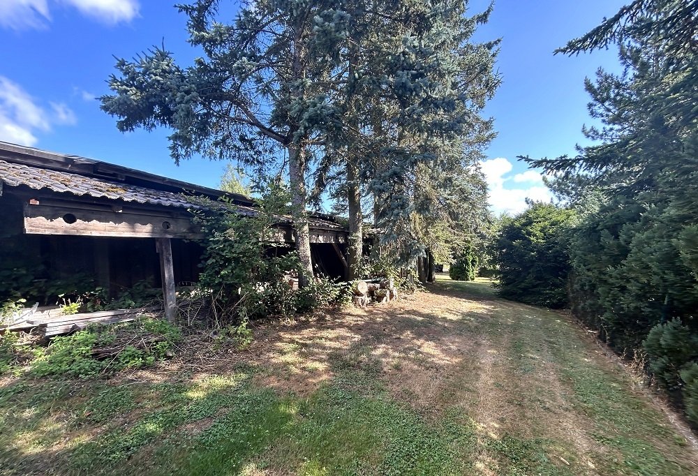 Garten hinter den Schuppen/Caport