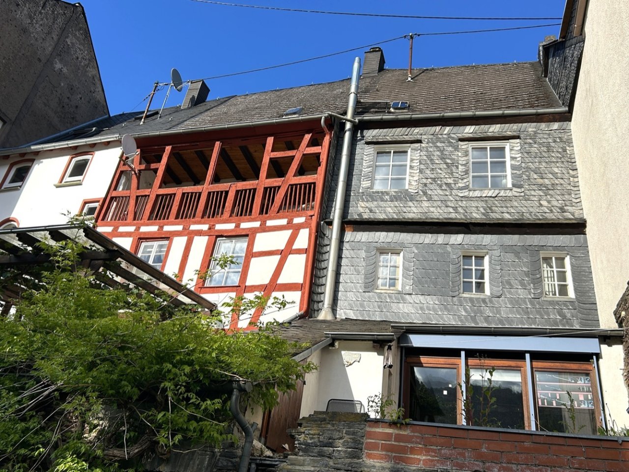 das Haus von hinten / Enkirch an der Mosel 