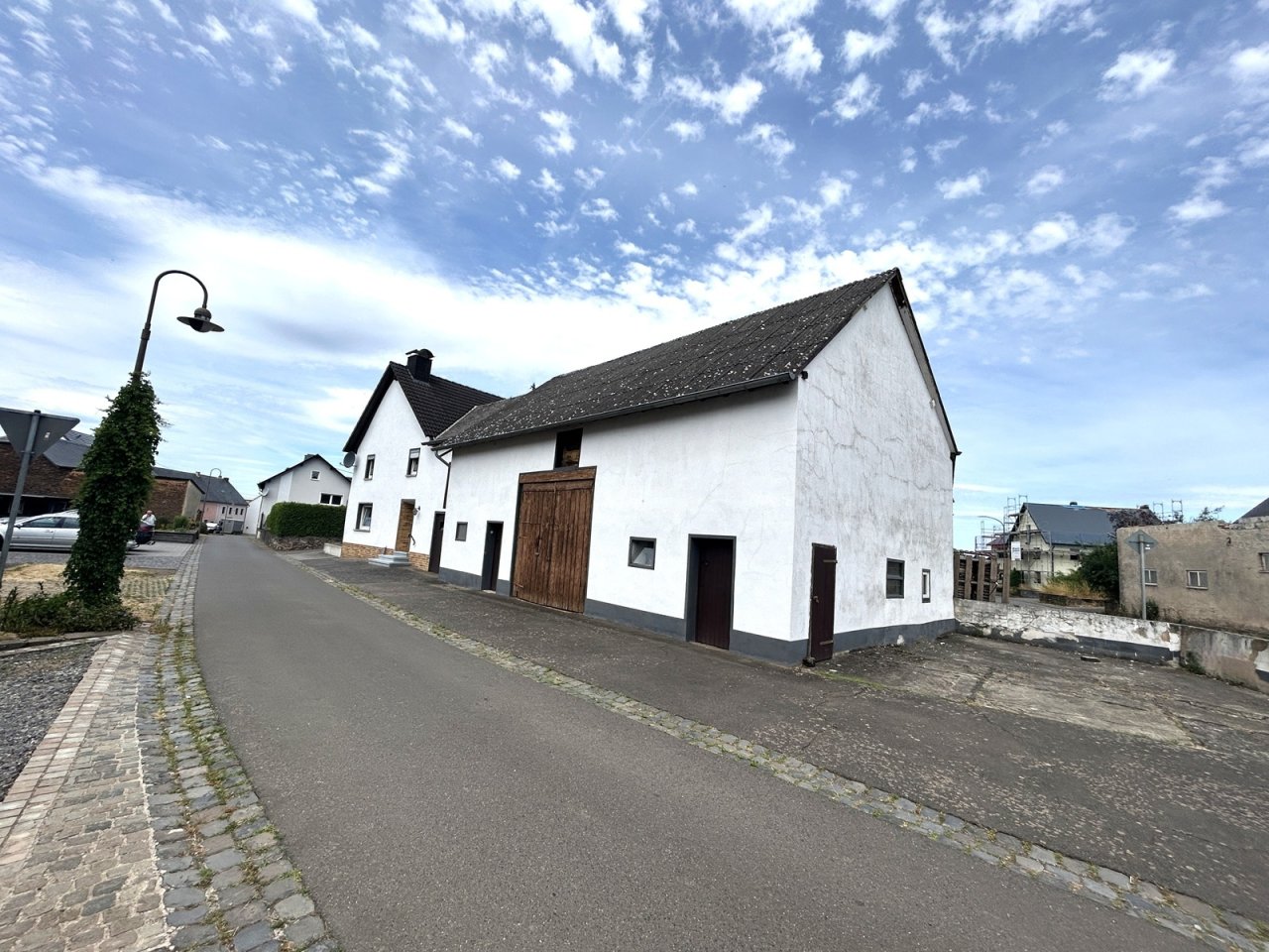große Scheune (ausbaufähig zum Wohnraum) große Scheune (ausbaufähig zum Wohnraum)