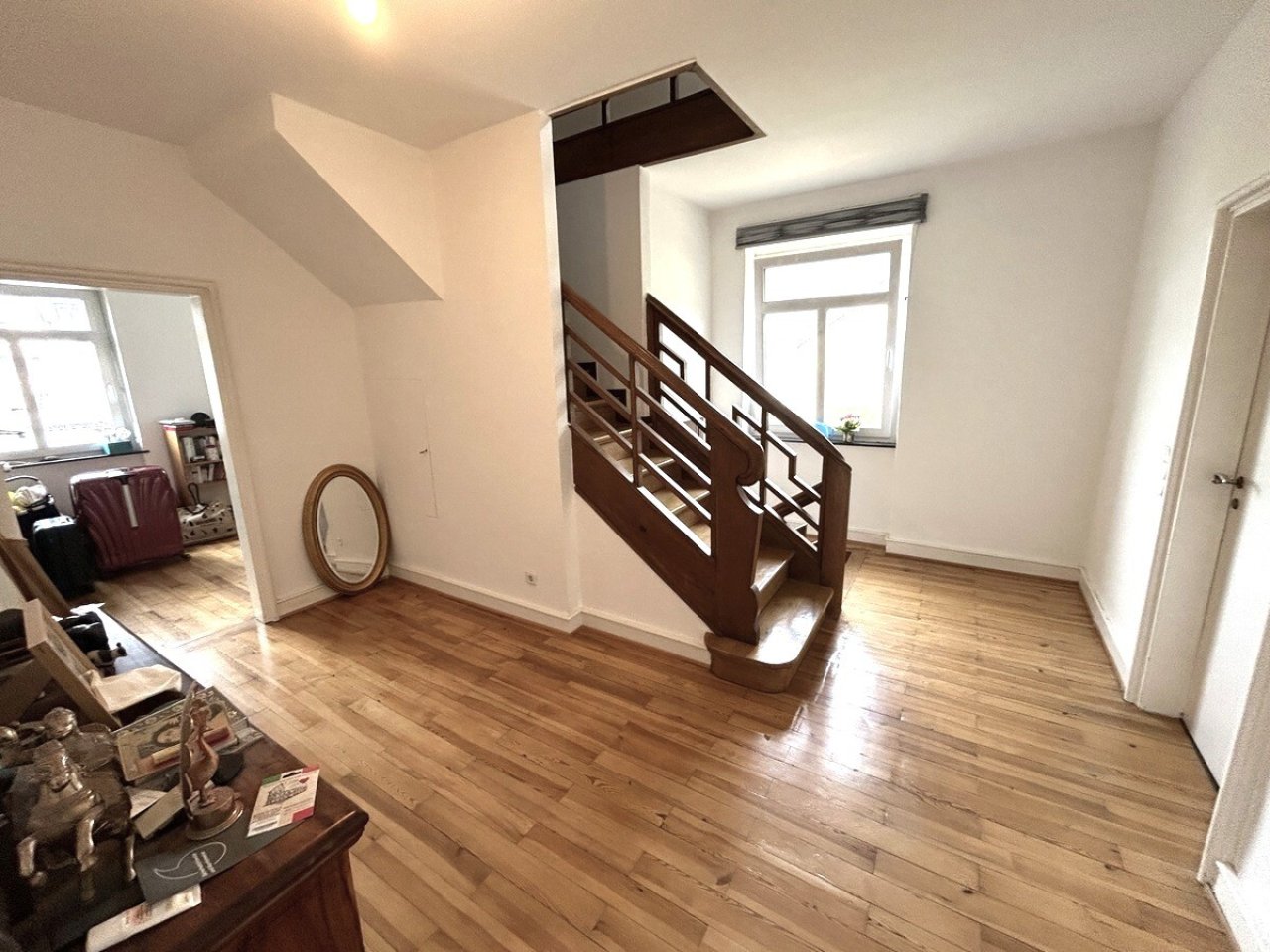 1. OG = mit Treppe zum DG 1. OG = mit Treppe zum DG