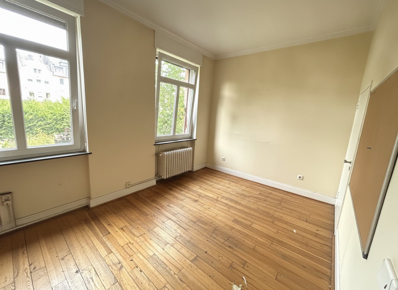 Zimmer / Büro im Erdgeschoss Zimmer / Büro im Erdgeschoss