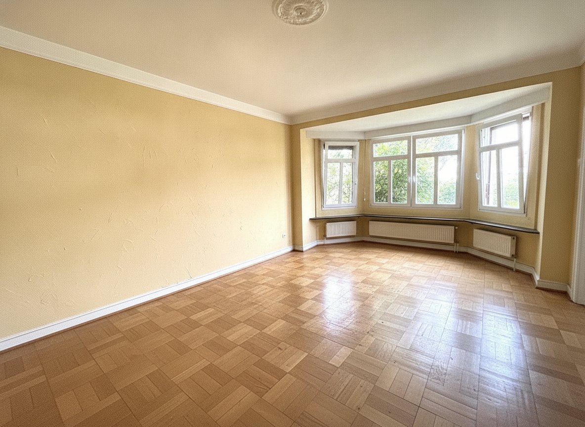 Wohnzimmer (WZ) im EG (mit KI leer geräumt) Wohnzimmer (WZ) im EG (mit KI leer geräumt)