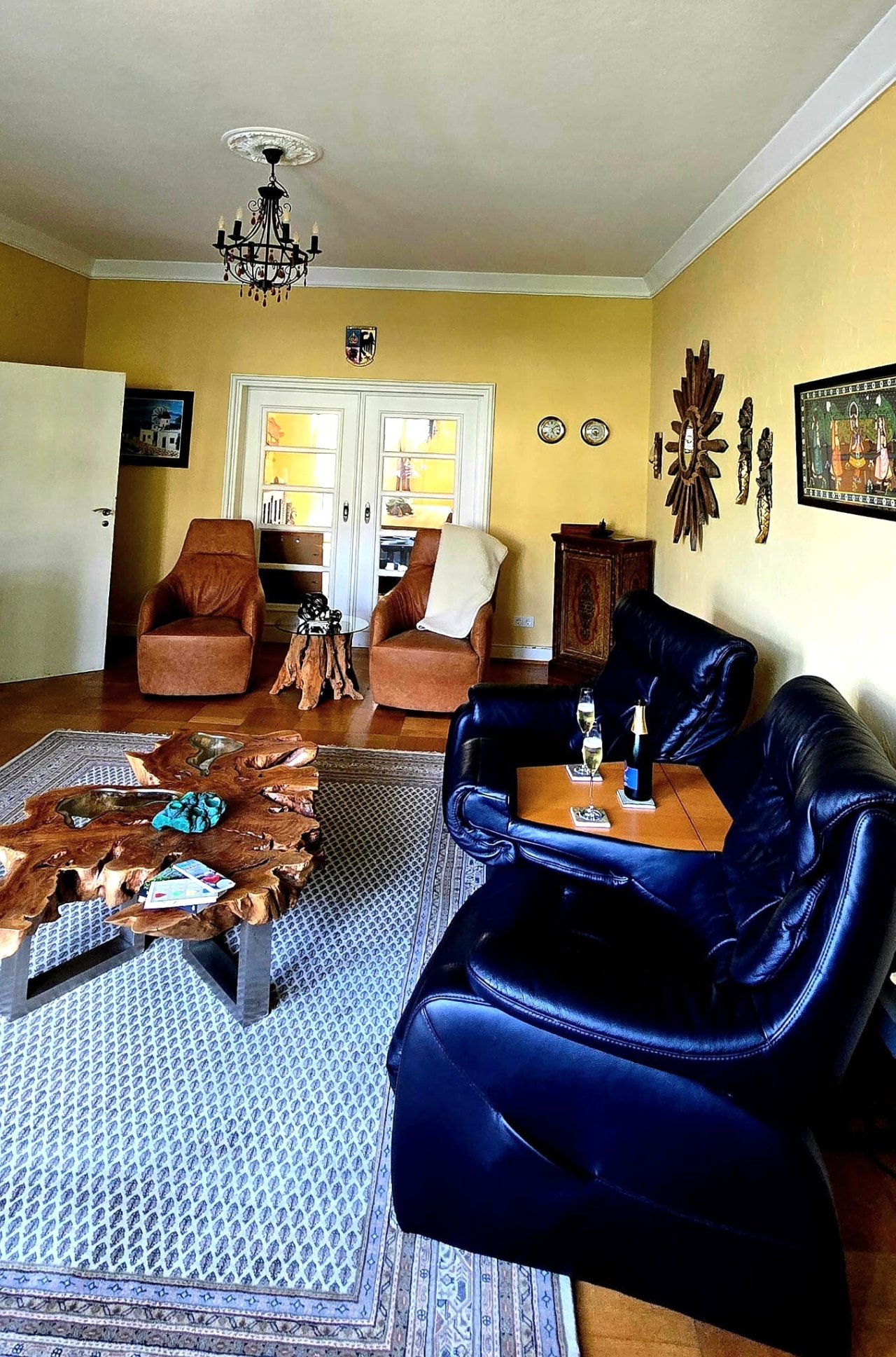 Wohnzimmer mit Möbel Richtung Esszimmer Wohnzimmer mit Möbel Richtung Esszimmer