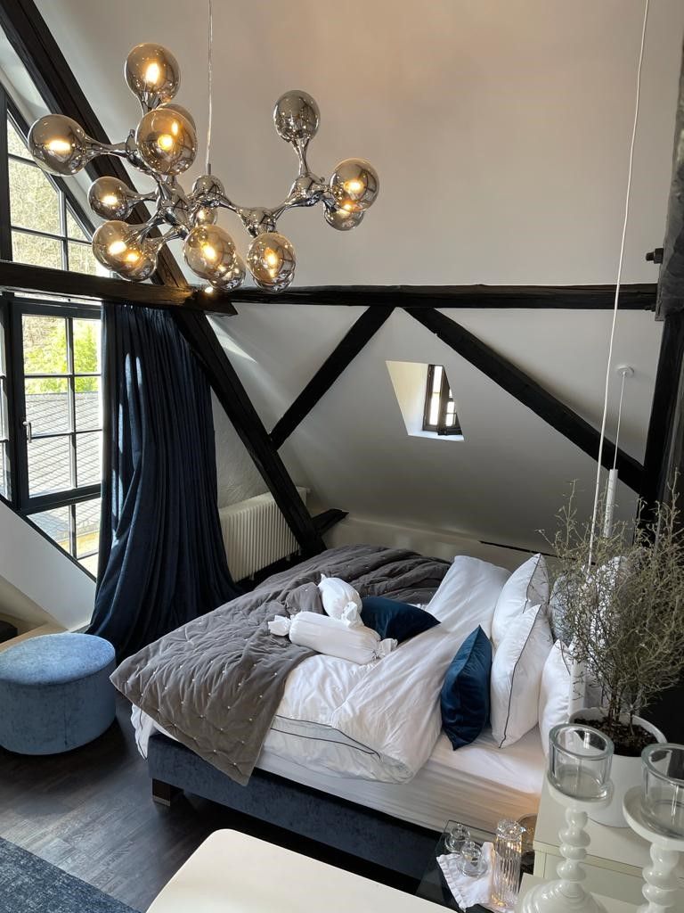 Zimmer Aria