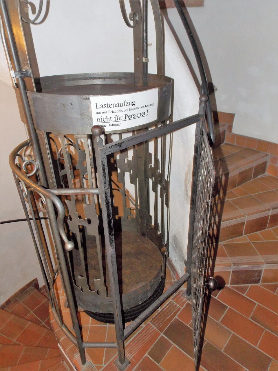 der Kofferaufzug der Kofferaufzug