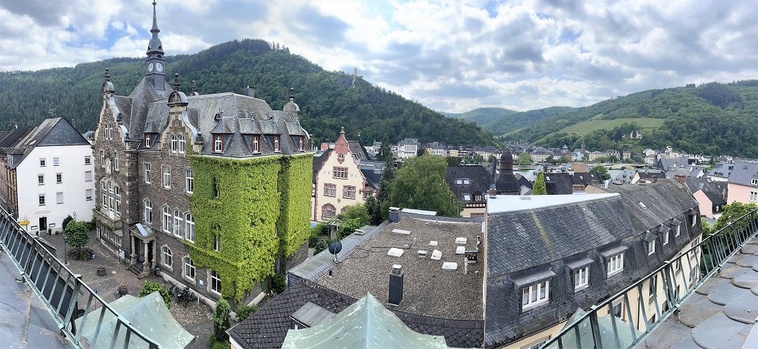 berauschender Blick über die Stadt und die Mosel